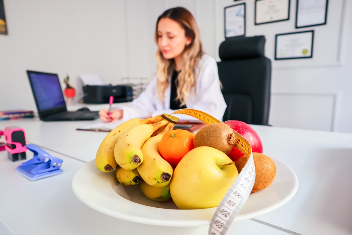 Nutricionista clínico en consulta